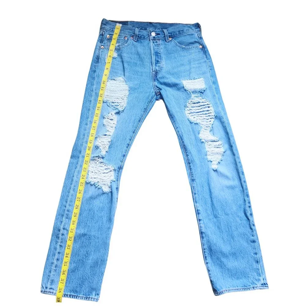 Men's Levi's 501 Blue Jeans Original Fit Ripped, Size 30‎